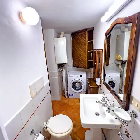 Irex Spanish Steps Quite & Stylish Apartment Near Via Condotti Рим