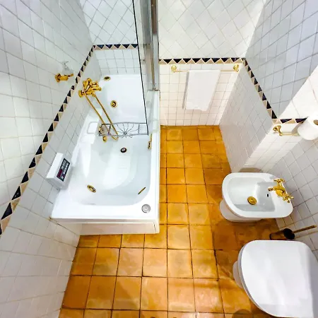 Irex Spanish Steps Quite & Stylish Apartment Near Via Condotti Апартаменты Рим