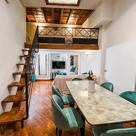 Irex Spanish Steps Quite & Stylish Apartment Near Via Condotti Апартаменты *